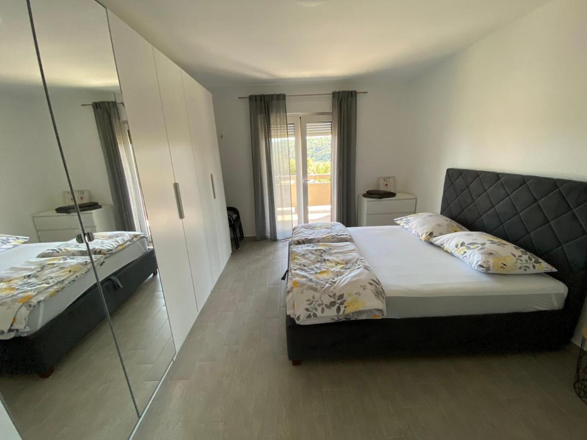 Apartman Ana Kampor Zewnętrze zdjęcie