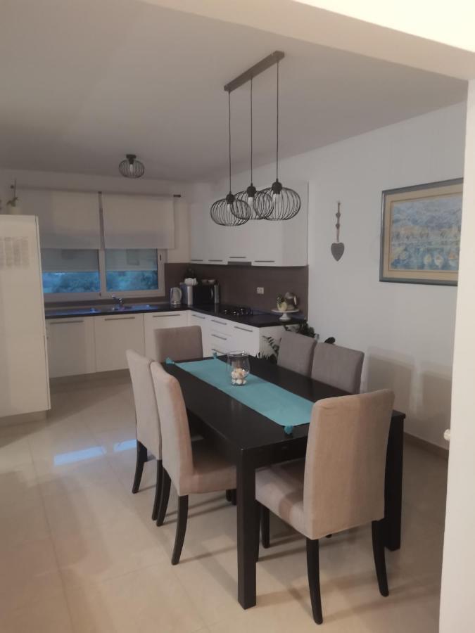 Apartman Ana Kampor Zewnętrze zdjęcie