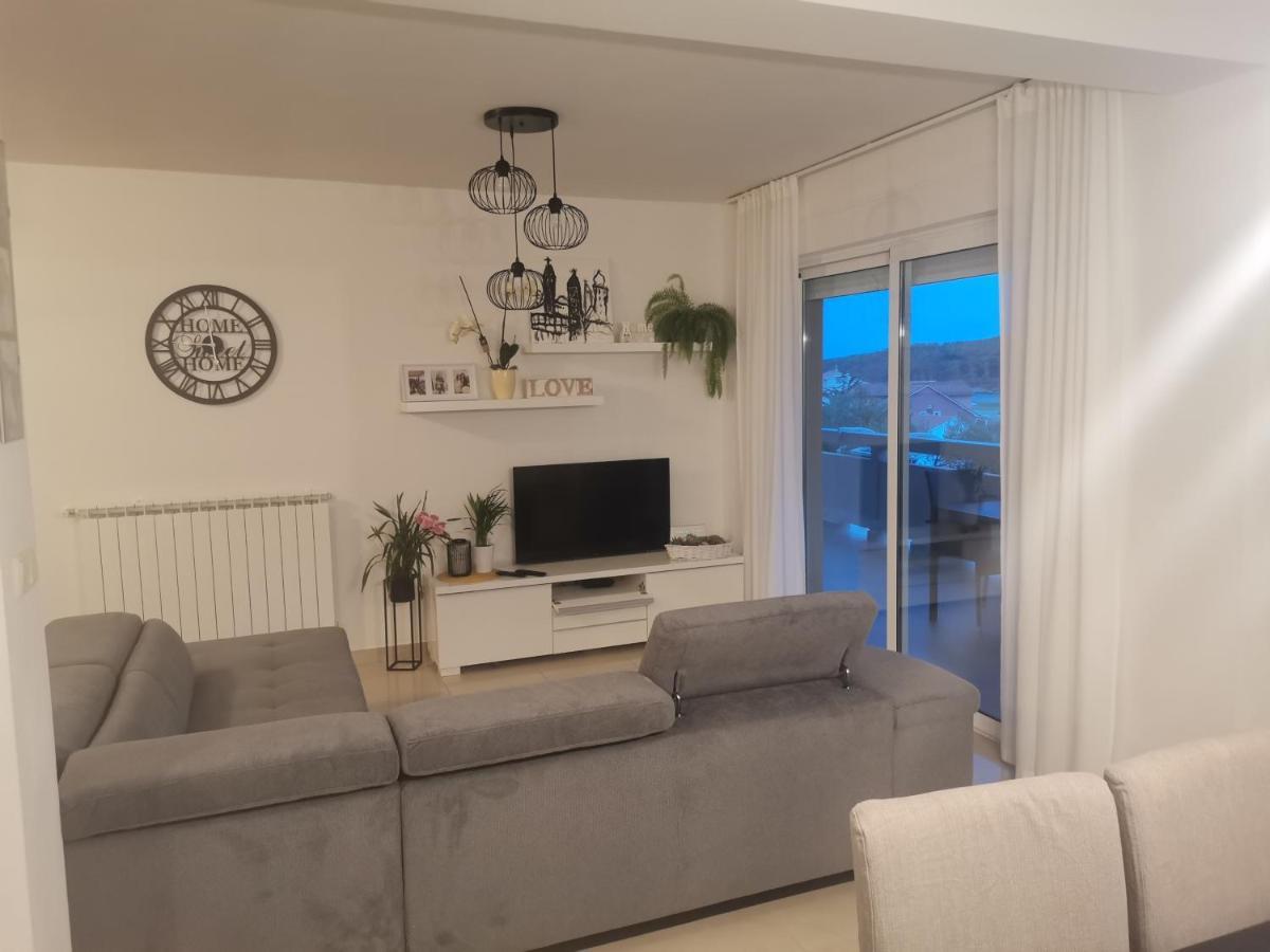 Apartman Ana Kampor Zewnętrze zdjęcie